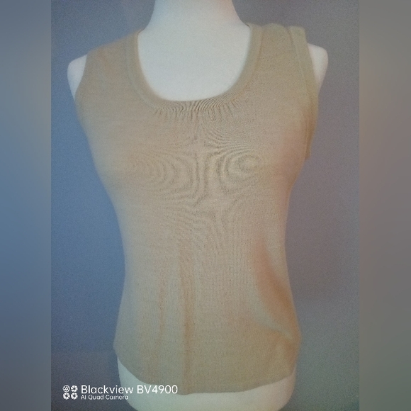 Luxe 360 by Mercerstreetstudio 2 piece tan sweater set - PM - Picture 4 of 4